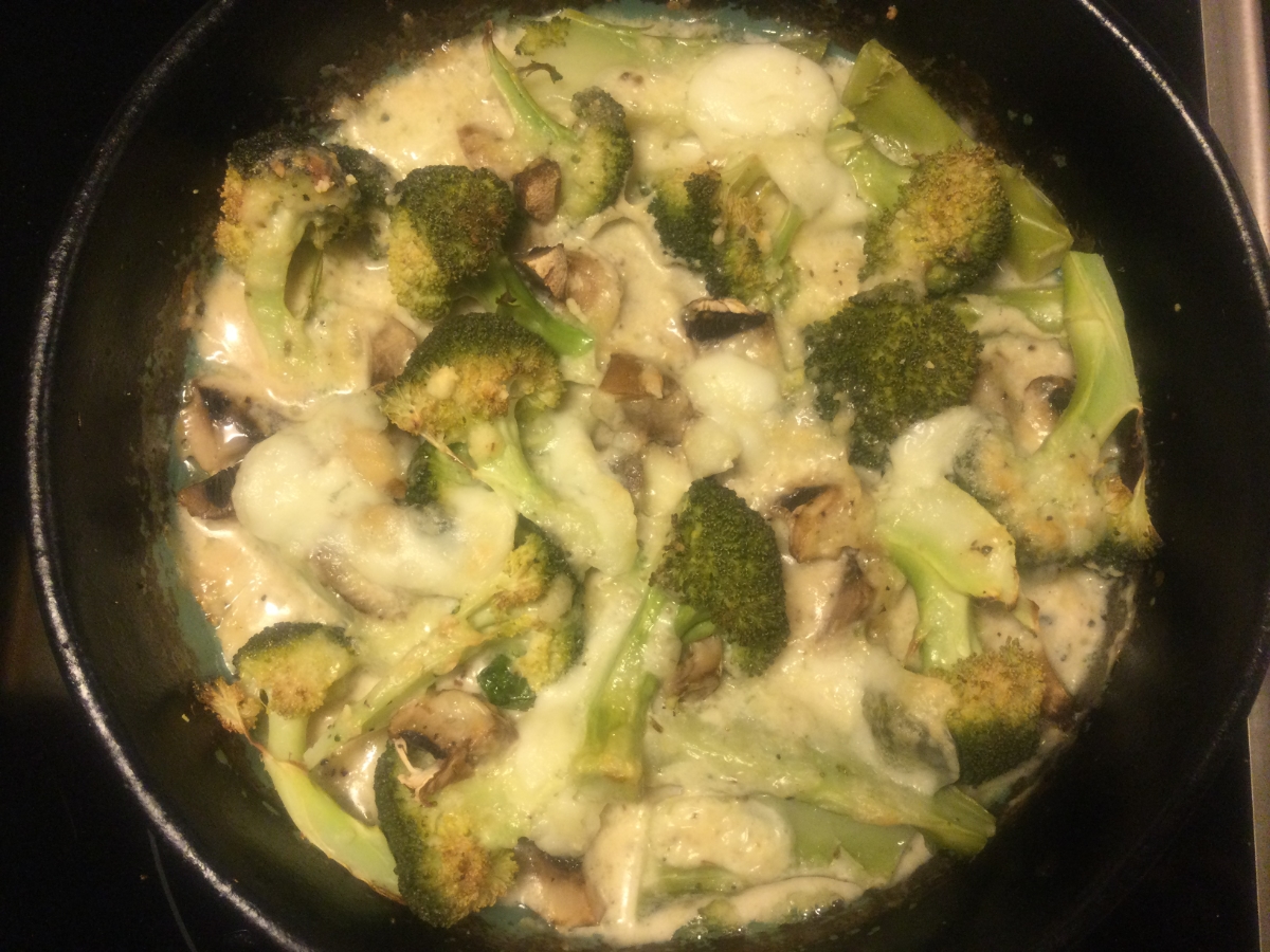 Broccoligratäng med mozzarella